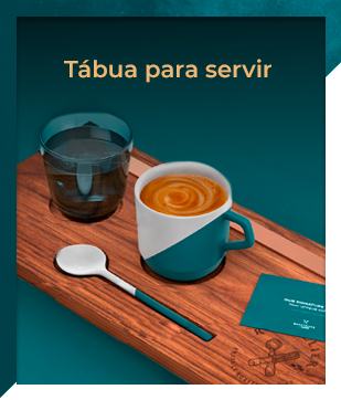 Tábua especial para servir café.